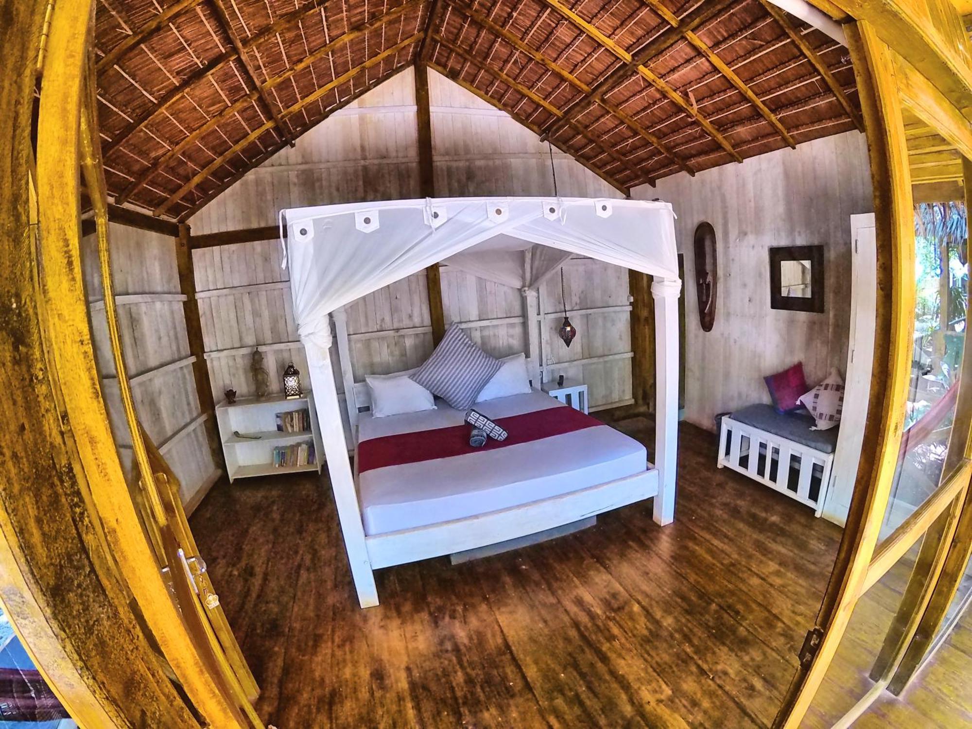 Cosmos Bungalows Bira Exterior photo