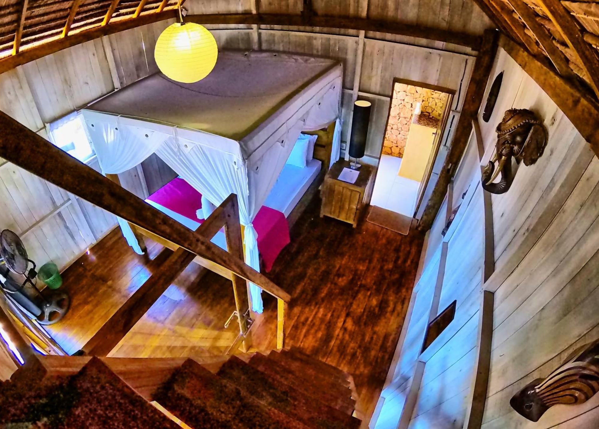 Cosmos Bungalows Bira Exterior photo