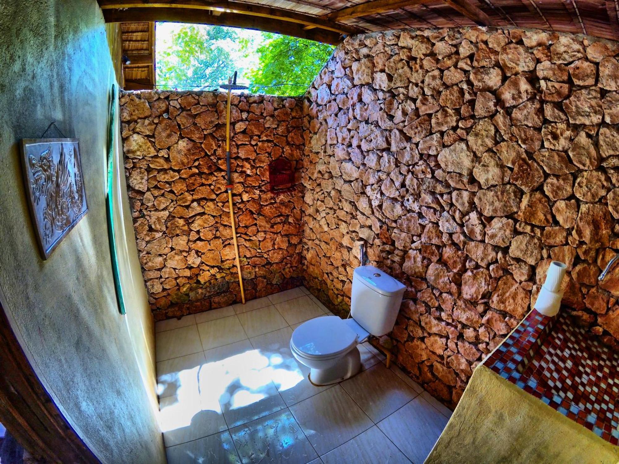 Cosmos Bungalows Bira Exterior photo