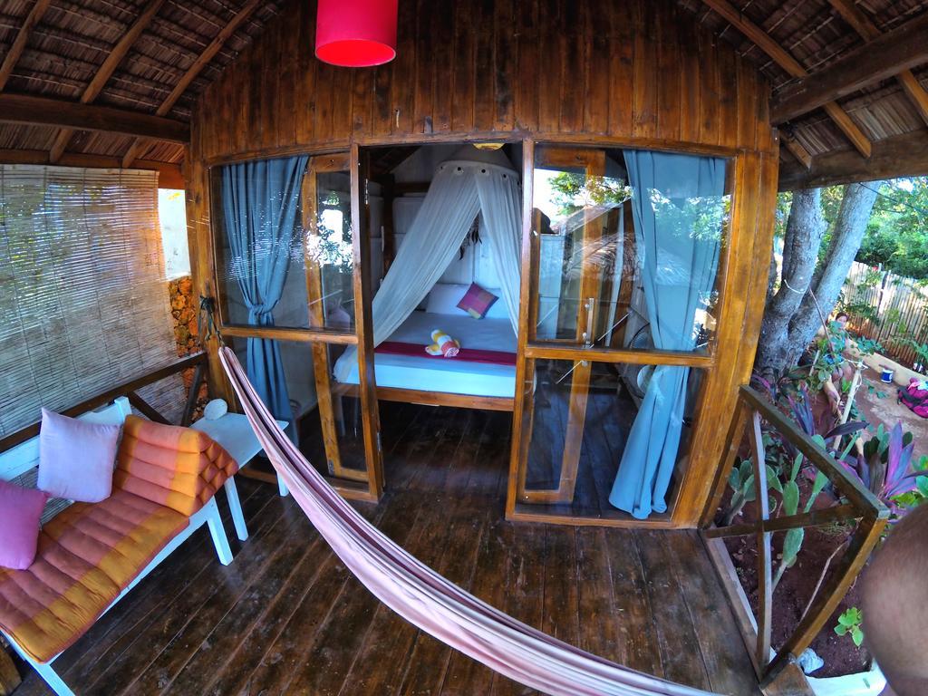 Cosmos Bungalows Bira Exterior photo